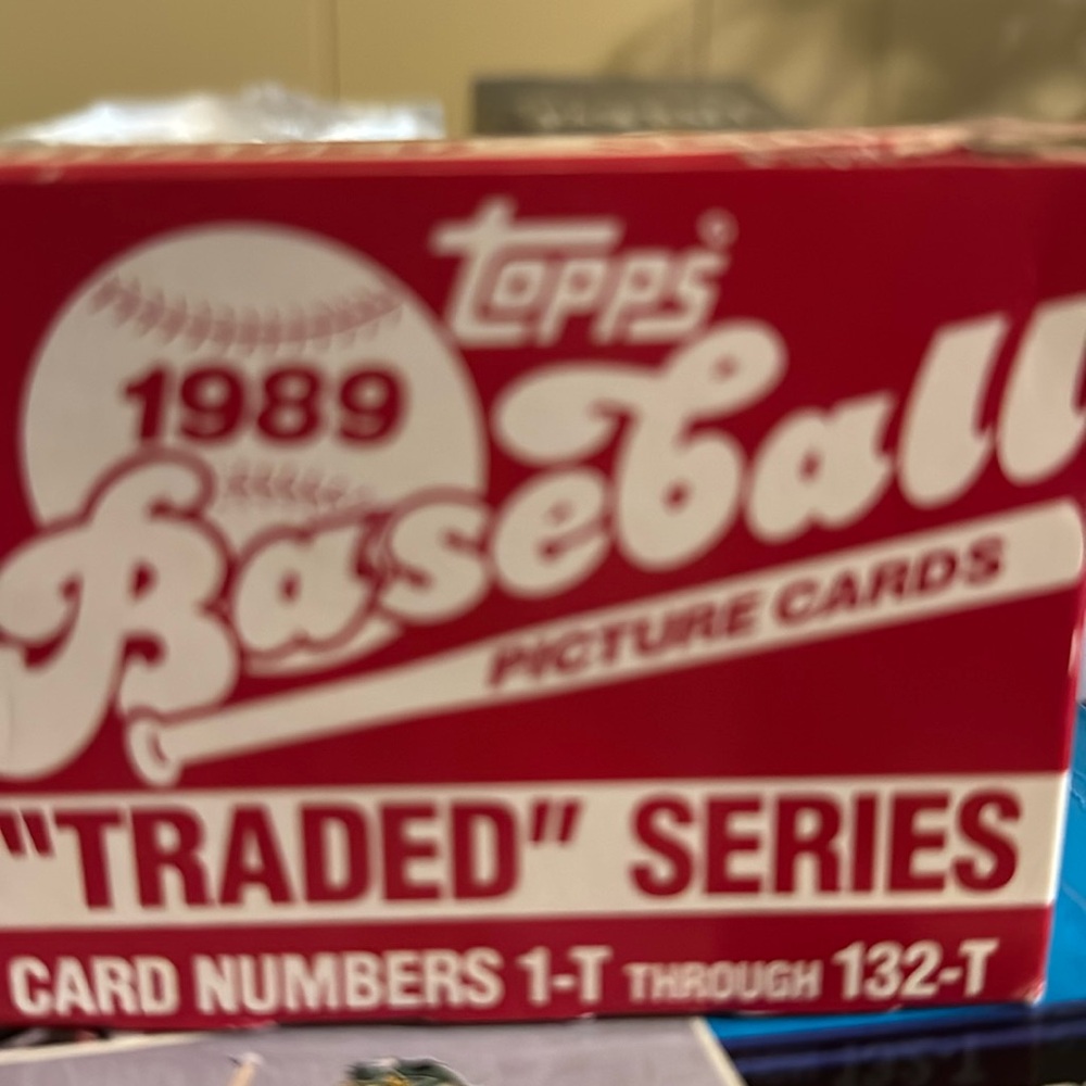 TOPPS 1989 BASEBALL TRADED SERIES PICTURES CARDS